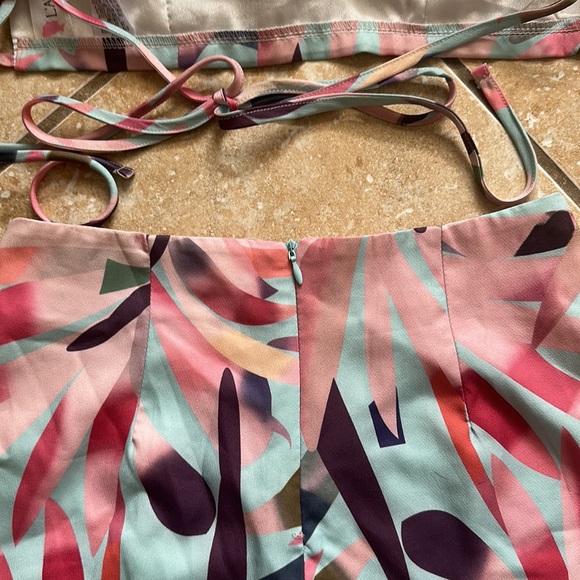 2pc Set - Picture 3 of 3